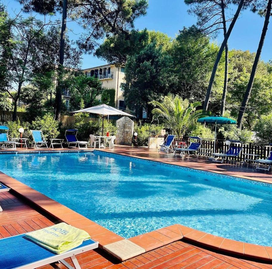 Piccolo Hotel Форте дей Марми Екстериор снимка